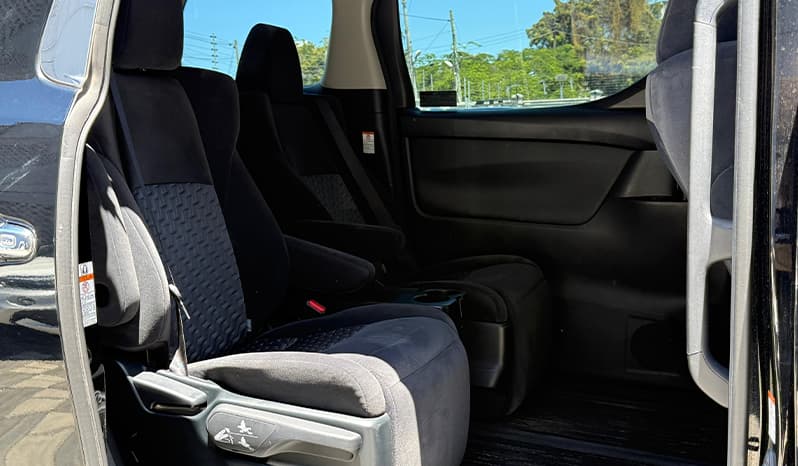 2018 Toyota Alphard image-17