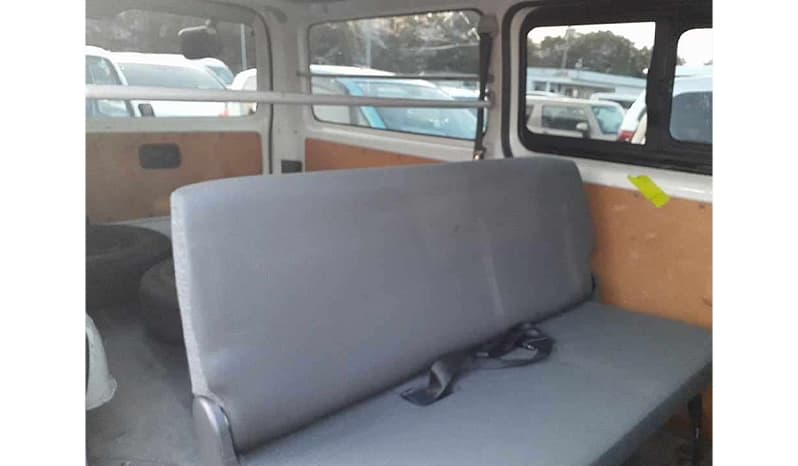 2018 Toyota Regius Van image-6