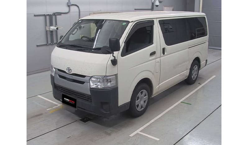 2018 Toyota Regius Van image-10