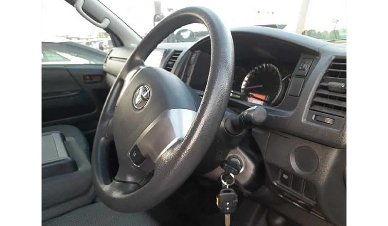 2018 Toyota Regius Van image-12