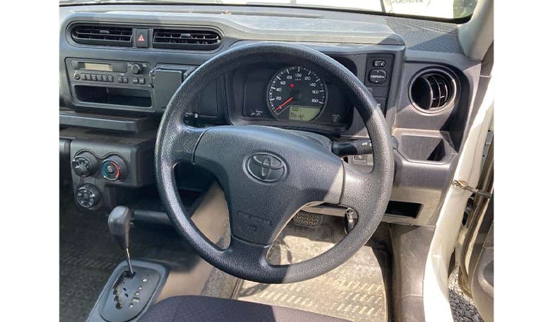 2019 Toyota Probox image-5