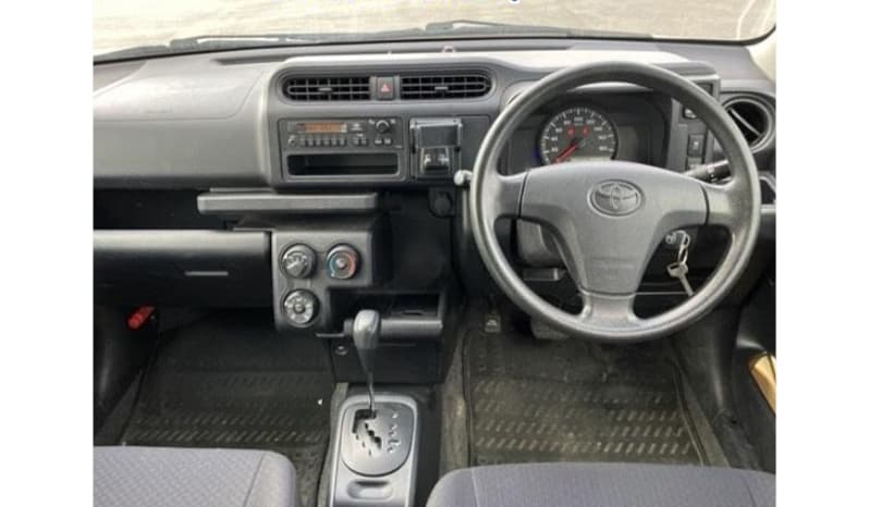 2018 Toyota Succeed image-3