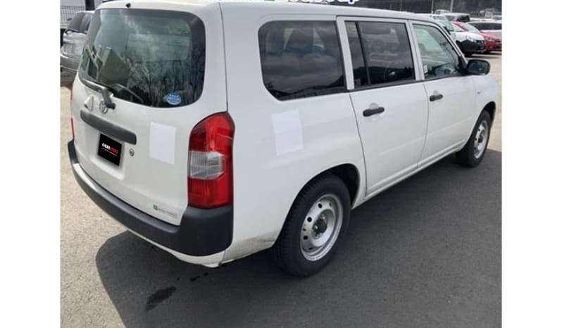 2018 Toyota Succeed image-2