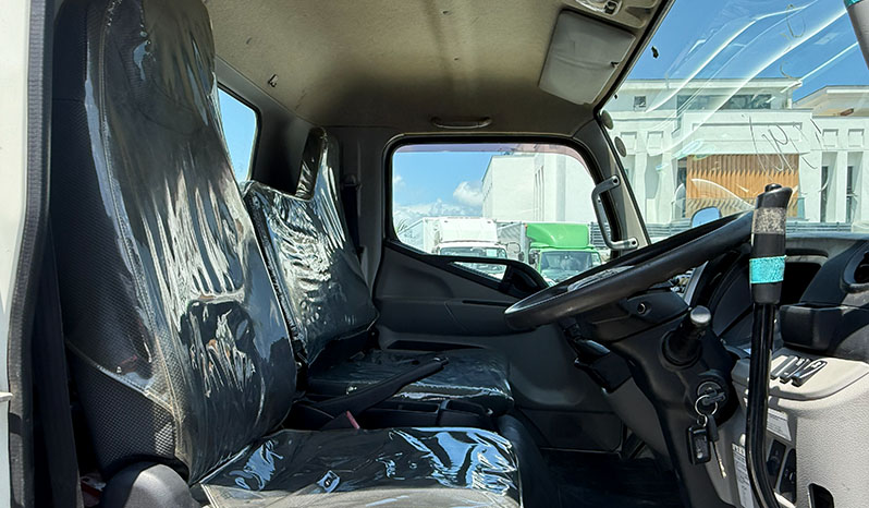 2018 Mitsubishi Canter 4 Ton image-7