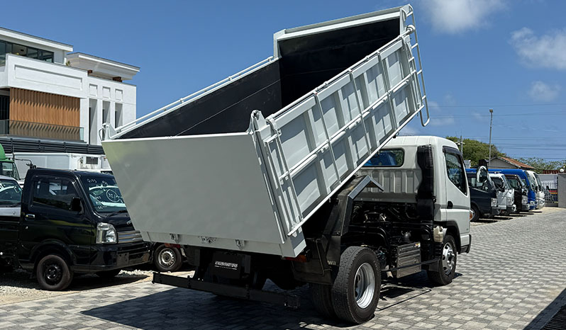 2018 Mitsubishi Canter 4 Ton image-9