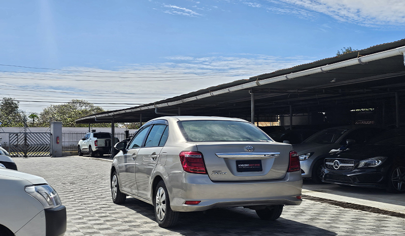 2017 Toyota Axio X image-4
