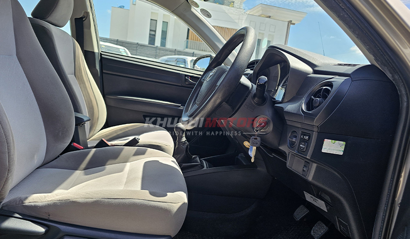 2017 Toyota Axio X image-7