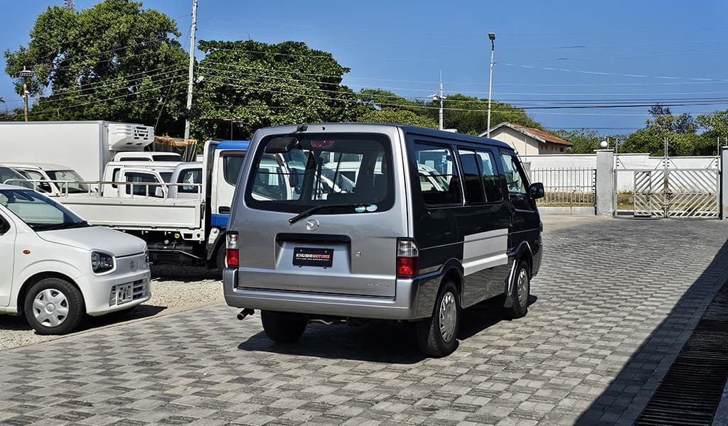 2017 Mazda Bongo 1 Ton image-5