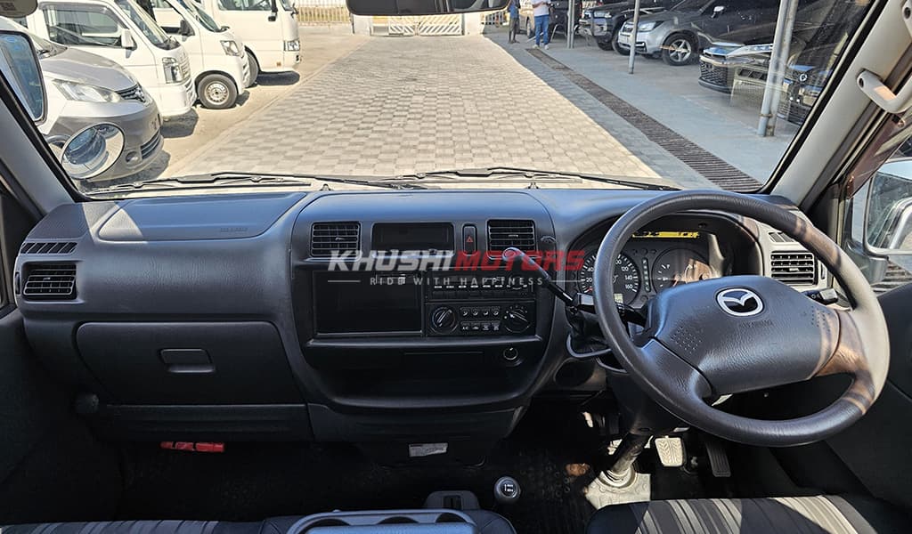 2017 Mazda Bongo 1 Ton image-6