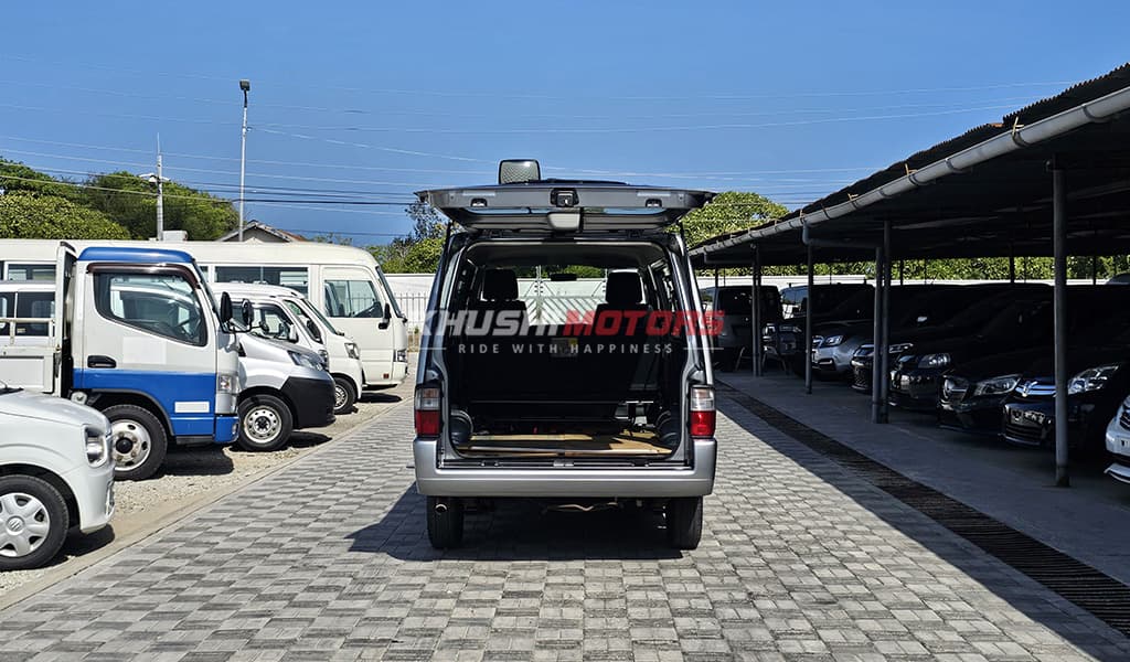 2017 Mazda Bongo 1 Ton image-10