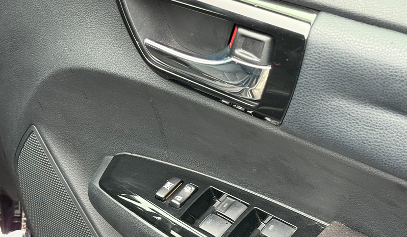 2017 Toyota Corolla Fielder image-12