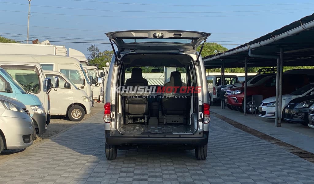 2017 Nissan NV200 Vanette image-11