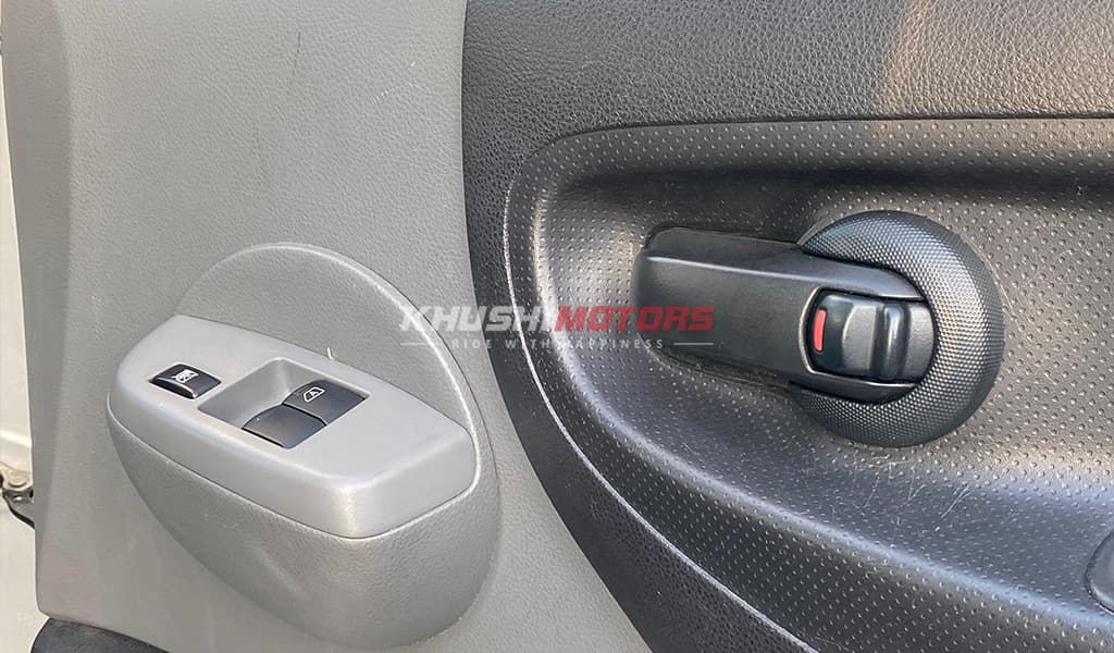 2017 Nissan NV200 Vanette image-20
