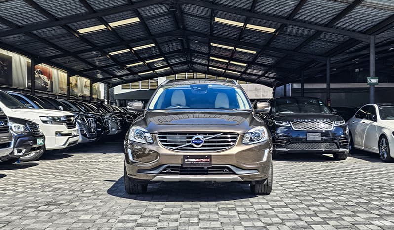 2017 Volvo XC60 image-2
