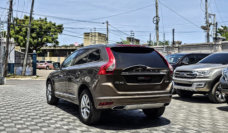 2017 Volvo XC60 image-4
