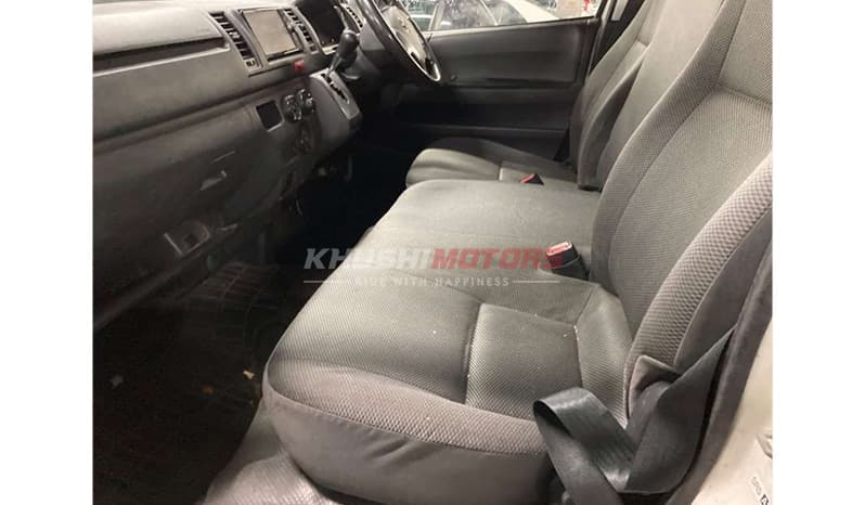 2018 Toyota Hiace GL DX image-9
