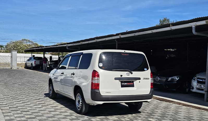2019 Toyota Succeed UL image-4