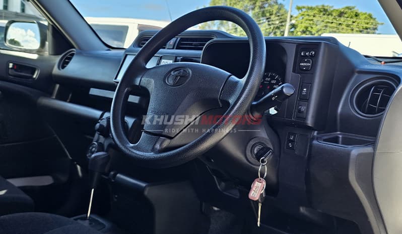 2019 Toyota Succeed UL image-7