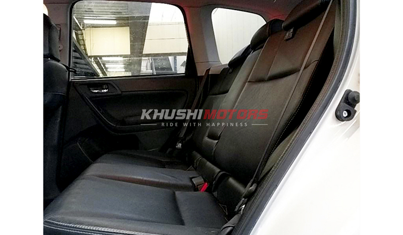 2013 Subaru Forester image-6