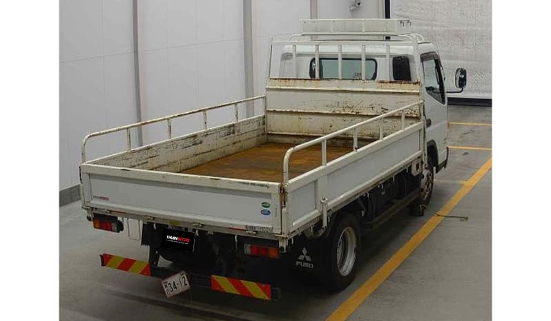 2018 Mitsubishi Fuso 4.7 Ton image-2