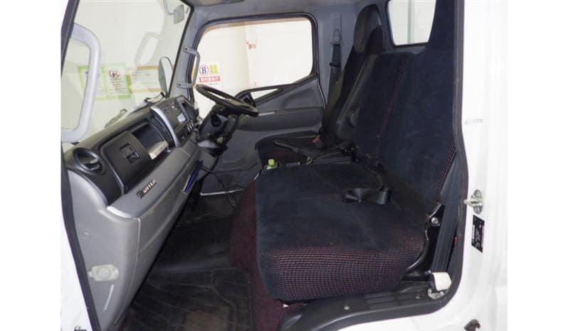2018 Mitsubishi Fuso 4.7 Ton image-4