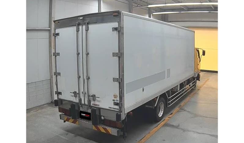 2018 Mitsubishi Fuso 7 Ton image-3