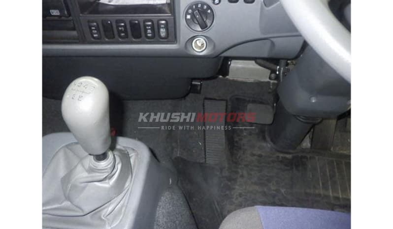 2018 Mitsubishi Fuso 7 Ton image-6