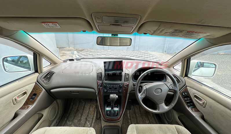 1999 Toyota Harrier image-16