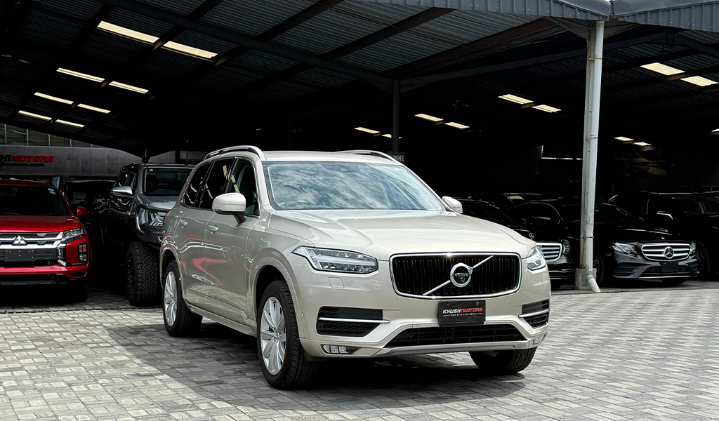 2018 Volvo XC90 image-1