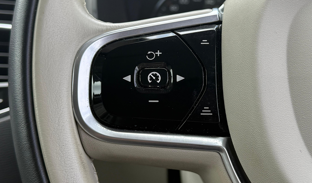 2018 Volvo XC90 image-13
