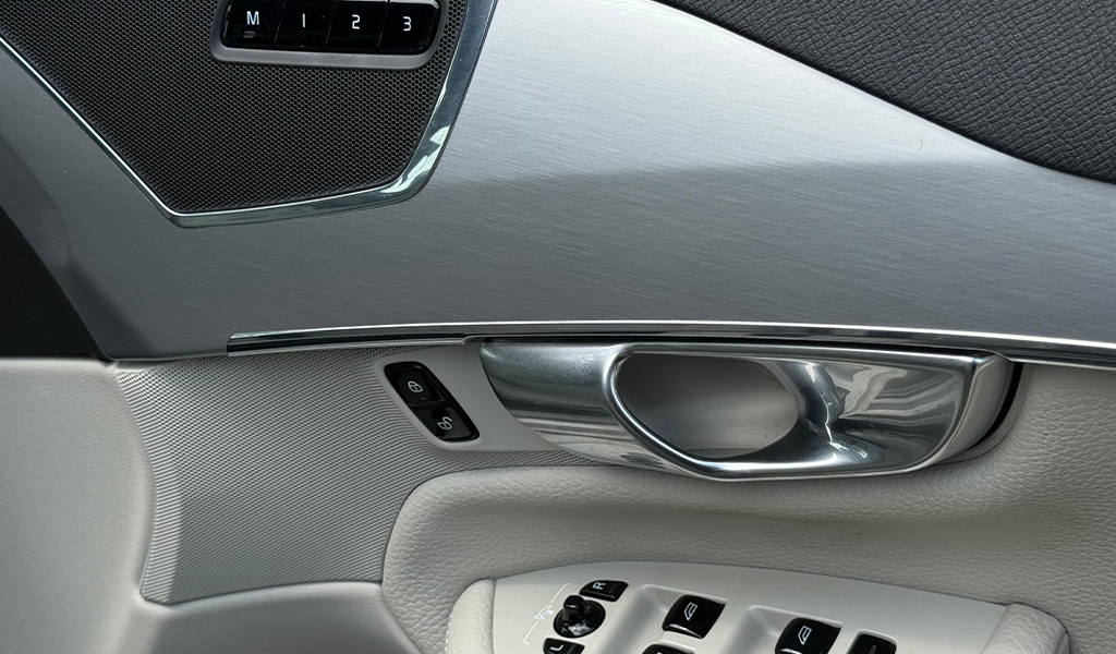 2018 Volvo XC90 image-18