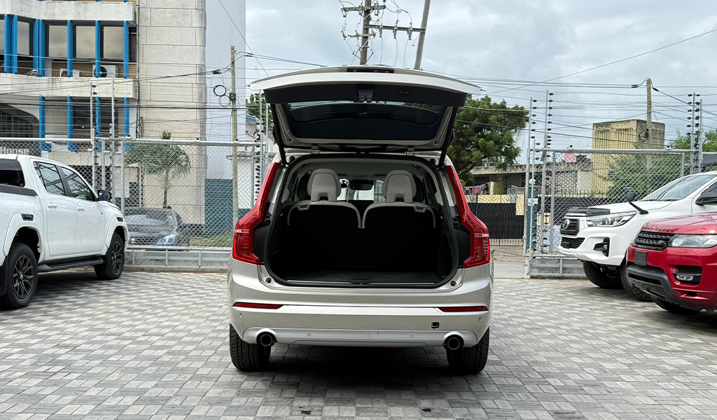 2018 Volvo XC90 image-20
