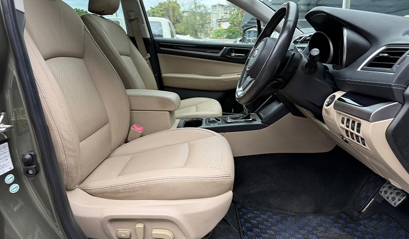 2018 Subaru Outback Limited image-13