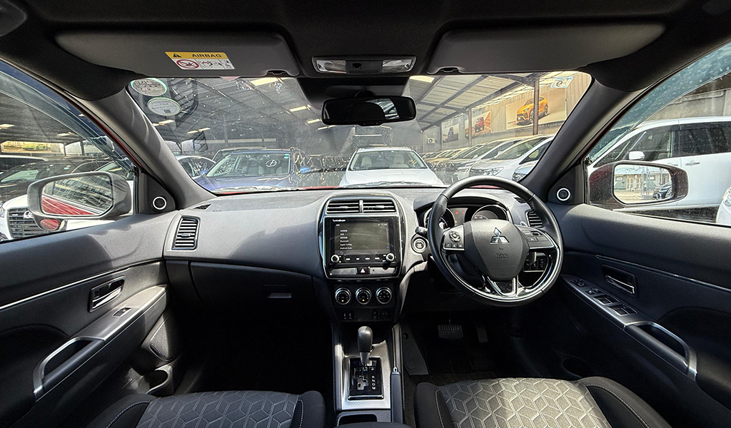 2019 Mitsubishi Rvr G image-14