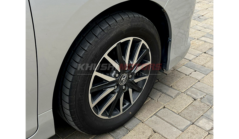 2016 Toyota Noah image-19