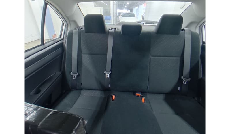 2018 Toyota Corolla Axio image-6