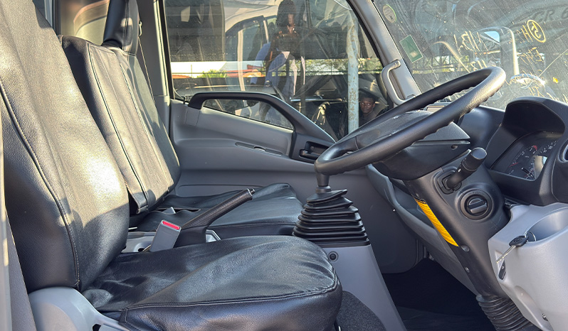 2018 Toyota Dyna image-7