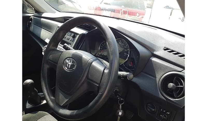 2018 Toyota Corolla Axio image-4