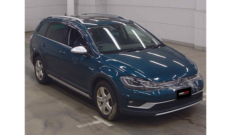 2018 Volkswagen Golf Alltrack image-1