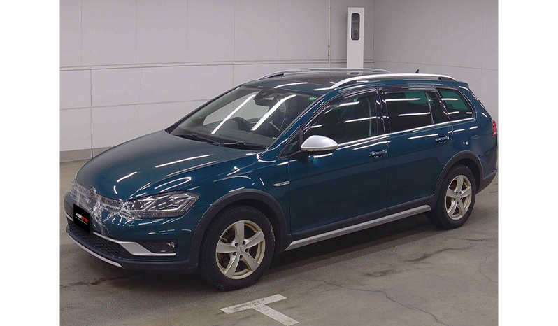 2018 Volkswagen Golf Alltrack image-3
