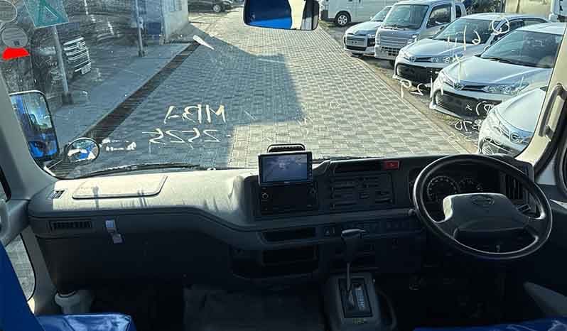 2018 Hino Lise image-9