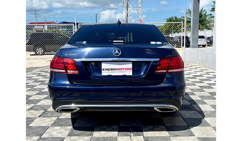 2015 Mercedes-Benz E-Class E250 image-9