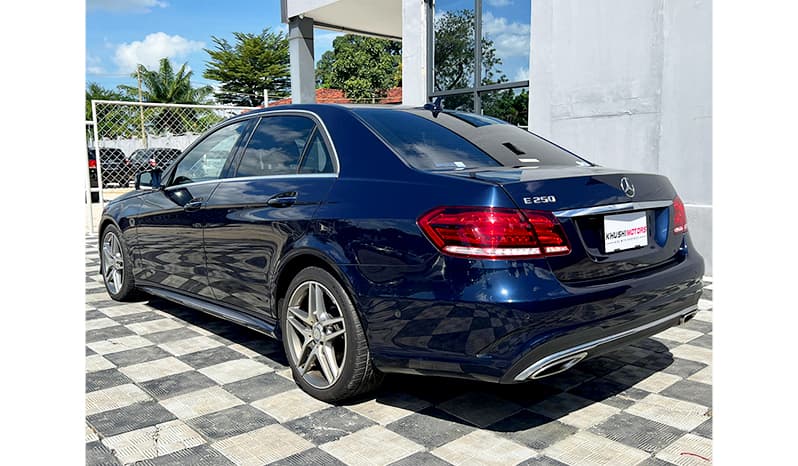 2015 Mercedes-Benz E-Class E250 image-10