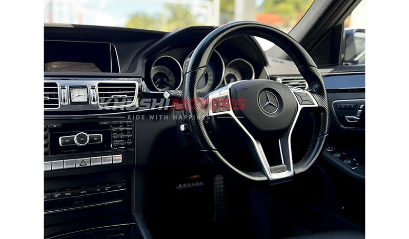 2015 Mercedes-Benz E-Class E250 image-13