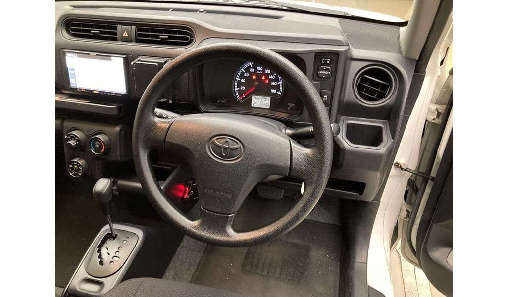 2019 Toyota Probox image-5