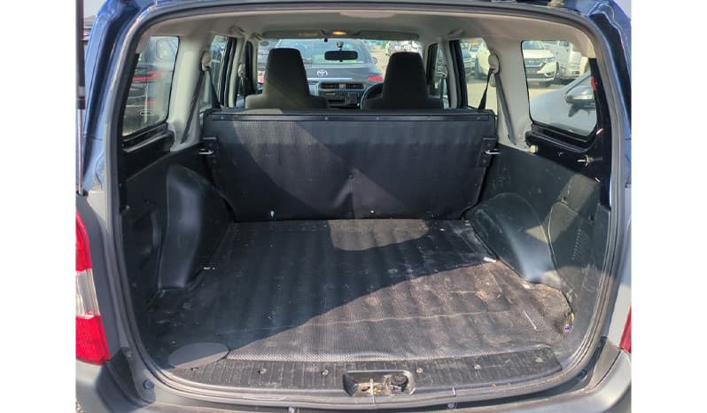 2018 Toyota Succeed image-9