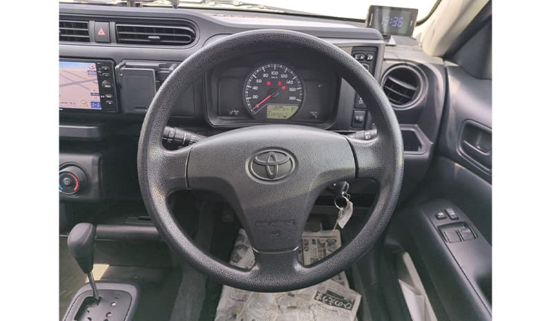 2018 Toyota Succeed image-6