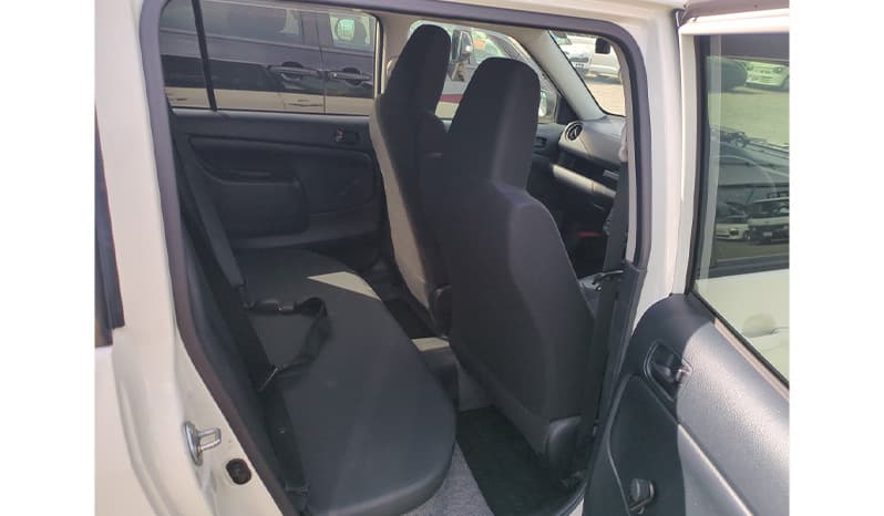 2018 Toyota Succeed image-7