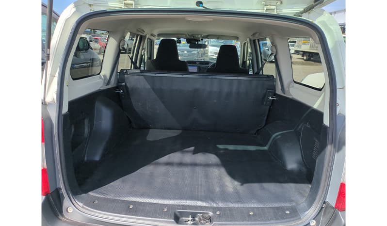 2018 Toyota Succeed image-9