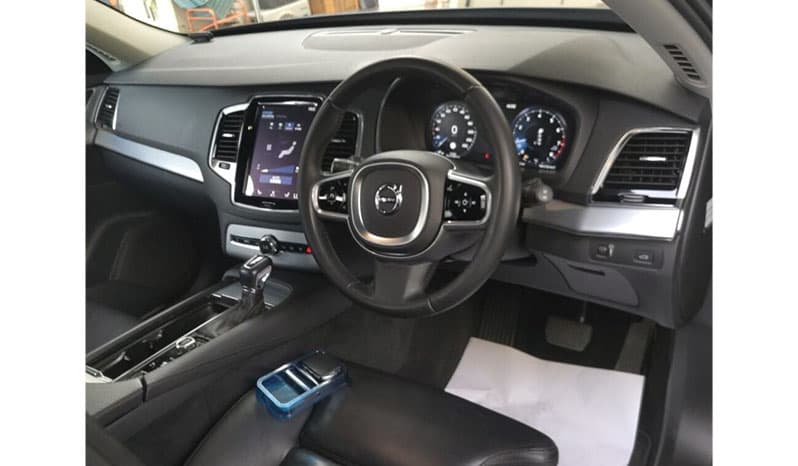 2018 Volvo XC90 T5 Momentum image-3